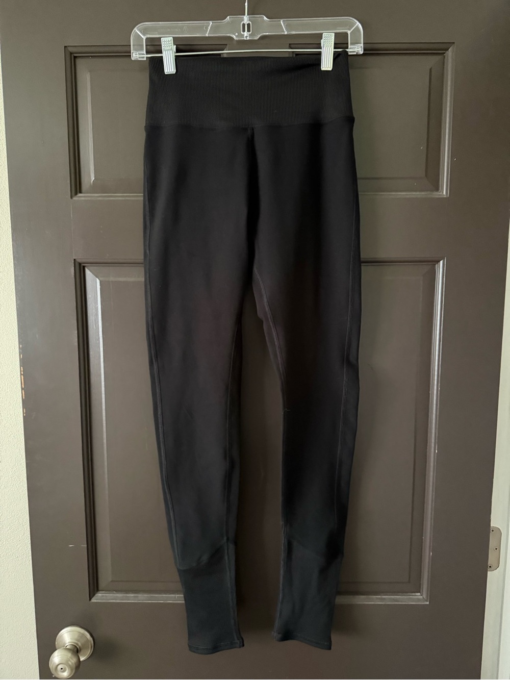 ALO Yoga Alosoft Lounge Leggimg Ribbed Detail M Medium Black